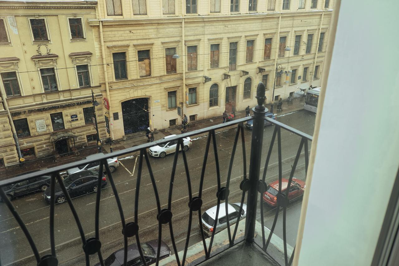 ホテル Adagio On Nevsky Prospect サンクトペテルブルク エクステリア 写真